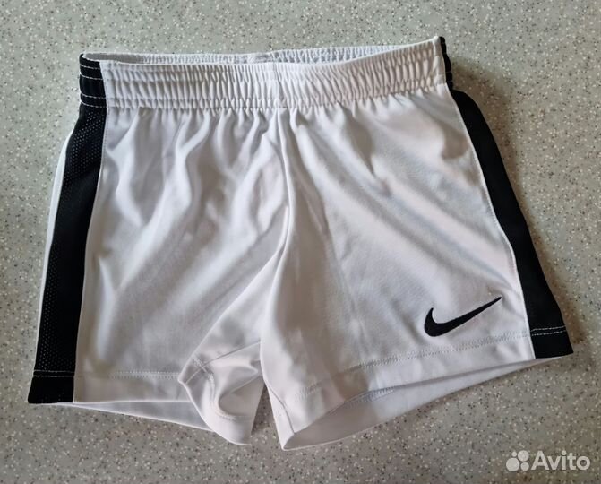 Одежда спортивная детская, на 6-8 лет