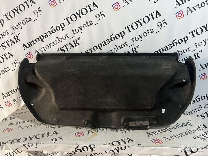 Обшивка крышки багажника Toyota Corolla E180