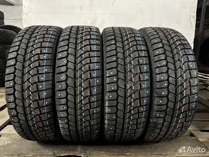 Viatti Brina Nordico V-522 205/60 R16 92T