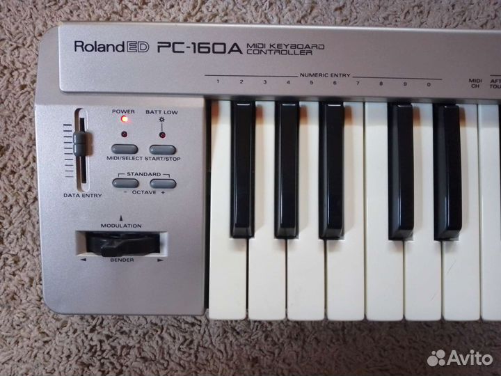Миди клавиатура Roland PC-160A