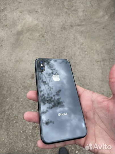 iPhone X, 64 ГБ