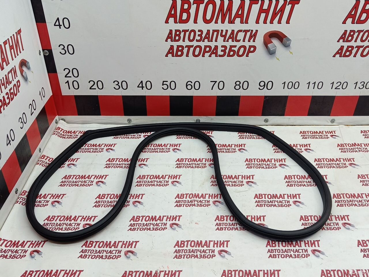 Уплотнитель двери задней правой Geely Atlas Pro