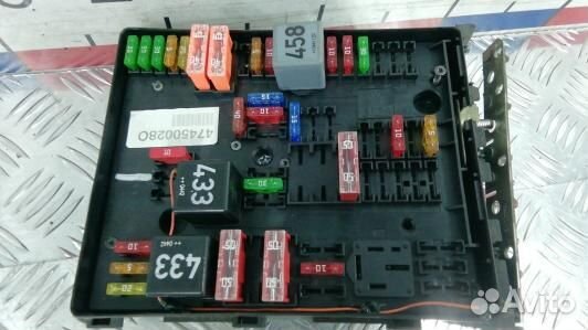 Блок предохранителей volkswagen golf plus (OBR11M1
