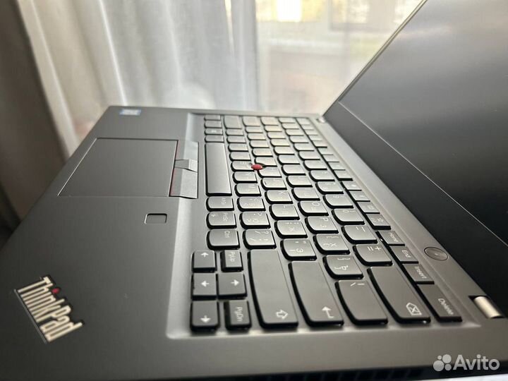 Ноутбук Lenovo thinkpad t490s