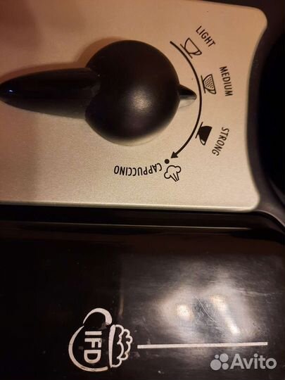 Кофеварка рожковая delonghi