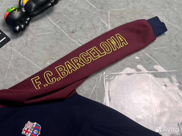 Кофта на замке Nike Barcelona