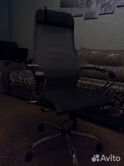 Компьютерное кресло