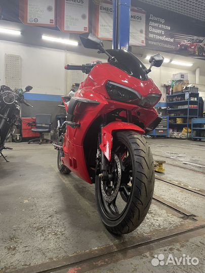 Электромотоцикл Ducati Panigale