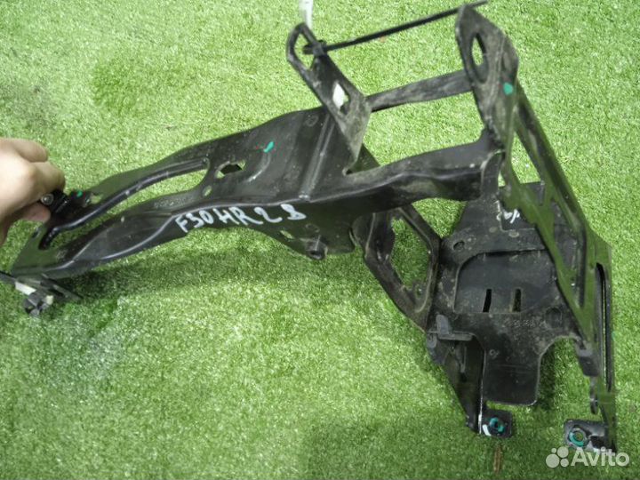 Кронштейн фары правый Bmw 320D F30 N47D20C 2012