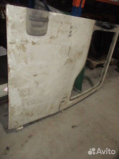 Каркас двери правый MAN 81626004130