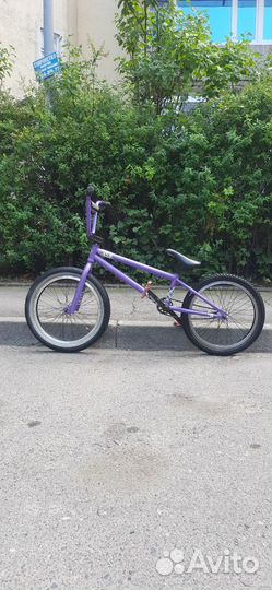 Трюковой велосипед BMX