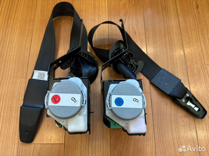 Ремень безопасности новый Volkswagen Touareg 2 NF