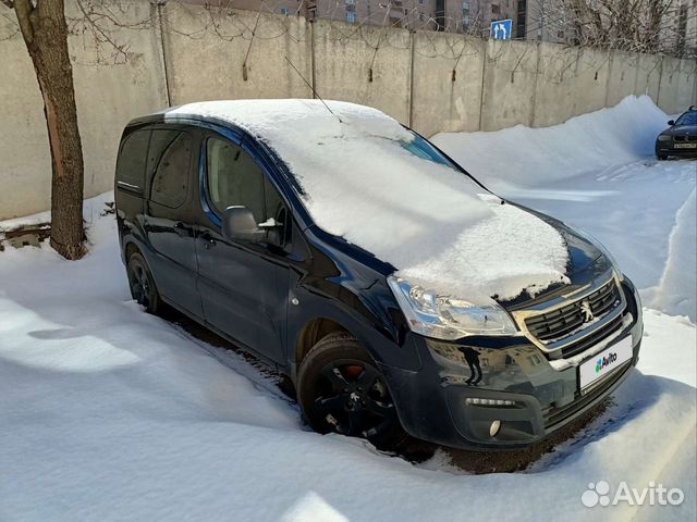 Peugeot Partner 1.6 AT, 2022, 8 000 км