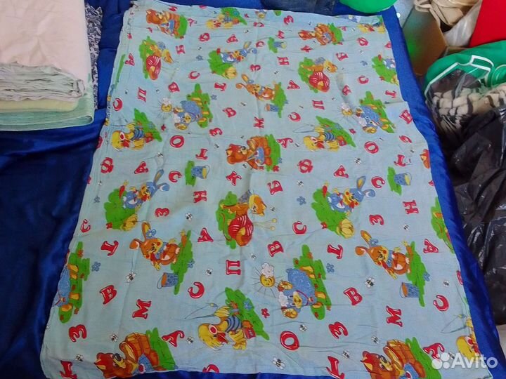 Постельное бельё в детскую кроватку