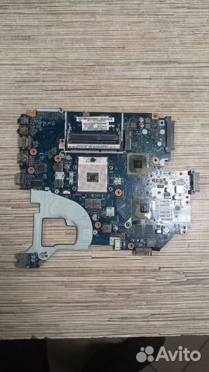 Неисправные платы от ноутбуков на запчасти