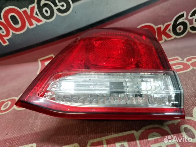 Фонарь задний правый Toyota Land Cruiser