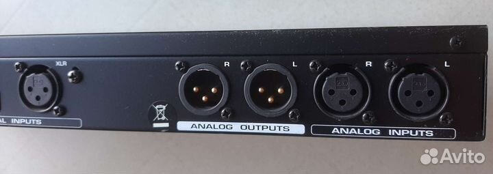 Цап/ацп Behringer SRC2496 Синие платы