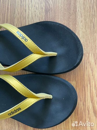 Сланцы adidas