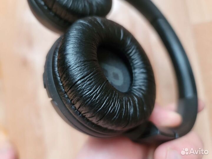 JBL 560bt отл сост