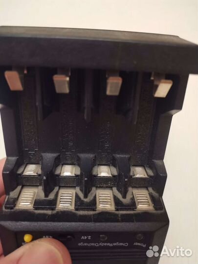 Зарядное устройство camelion