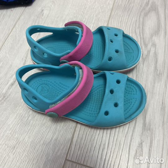 Сандалии crocs c7