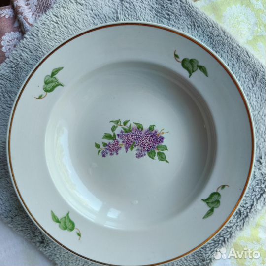Тарелки суповые Дулево Сирень