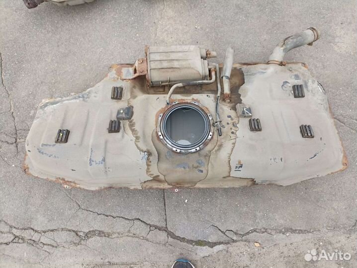 Бак топливный Kia Rio 3. 11-17г