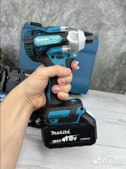 Винтоверт аккумуляторный Makita 18В