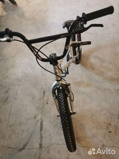 BMX Stark Madness BMX 1