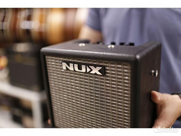 Nux Mighty-8BT комбоусилитель для электрогитары с