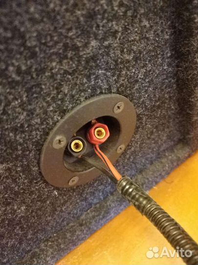 Акустические колонки в авто, саб