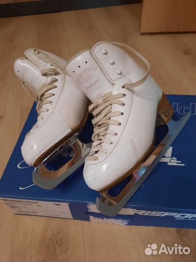 Профессиональные фигурные коньки Risport Excellenc