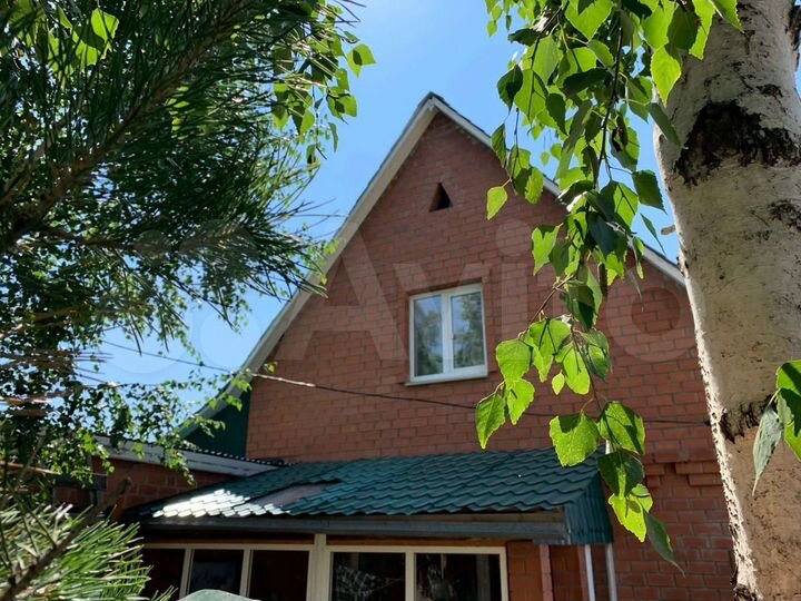 Дом 107 м² на участке 4 сот.