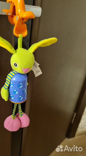 Подвеска-погремушка Tiny Love