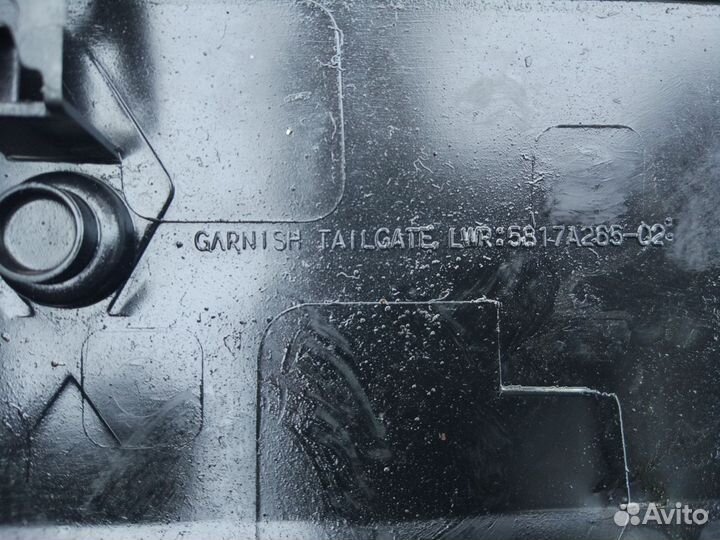 Накладка Мицубиси Аутлэндер Outlander (GF) 2016 г