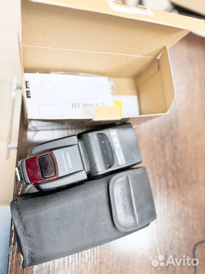 Фотовспышка yongnuo 560 III