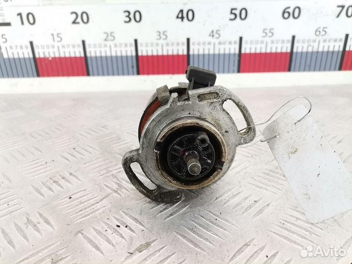 Распределитель зажигания (трамблёр) Volkswagen 3