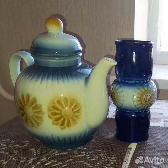 Чайник большой и ваза для цветов из керамики,новые