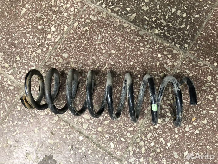 Пружина задняя Оутлендер 3