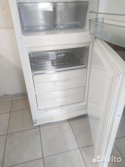 Холодильник бу