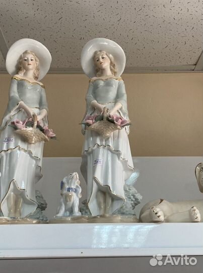 Фарфоровые статуэтки