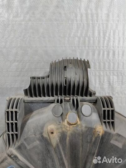 Ниша запасного колеса BMW X3 (E83) 2004