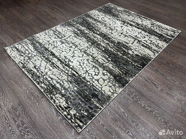 Ковер 1.6х2.3 новый