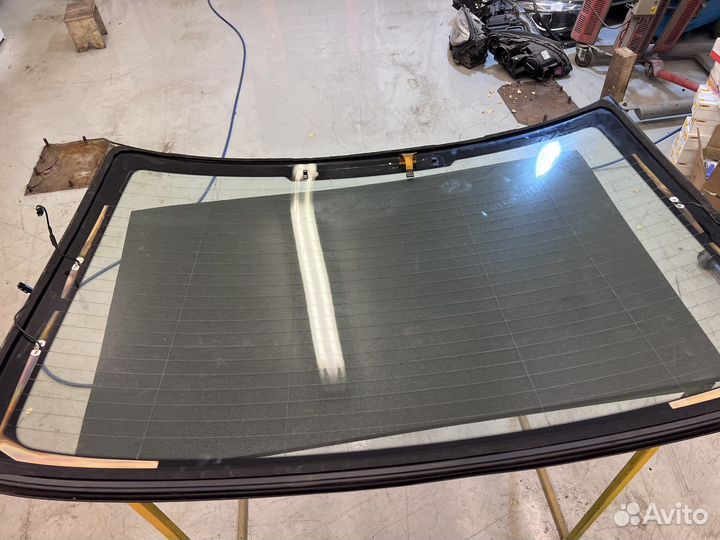 Стекло заднее BMW G11 G12