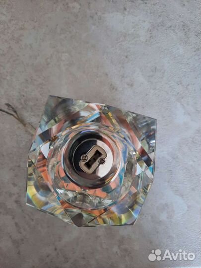 Светильник потолочный встраиваемый