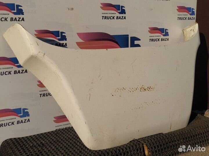 Спойлер кабины верхний Volvo FH