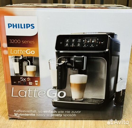 Кофемашина Philips EP3246/70 новая