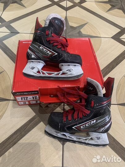 Коньки CCM jetspeed FT2 YTH 13 D