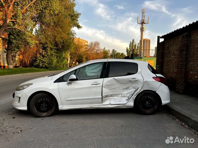 Peugeot 308 1.6 AT, 2010, битый, 162 595 км