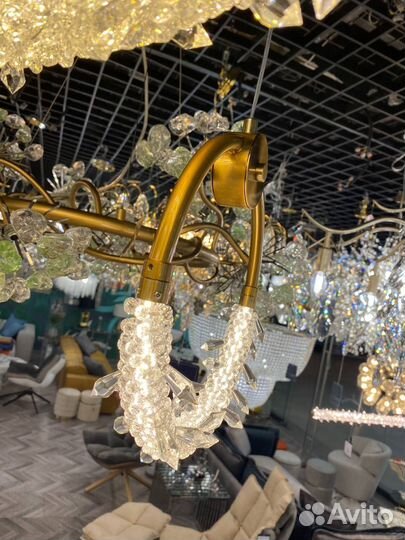 Хрустальная люстра, цвет латунь